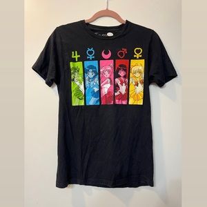Hot Topic - Black Sailor Moon Tee Shirt
